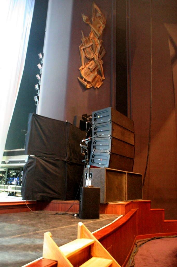 050915_0815_charleroi_20d