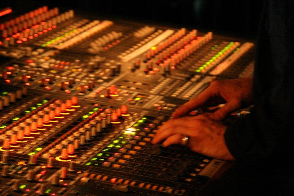 051028_1802_marseille_dome_20d